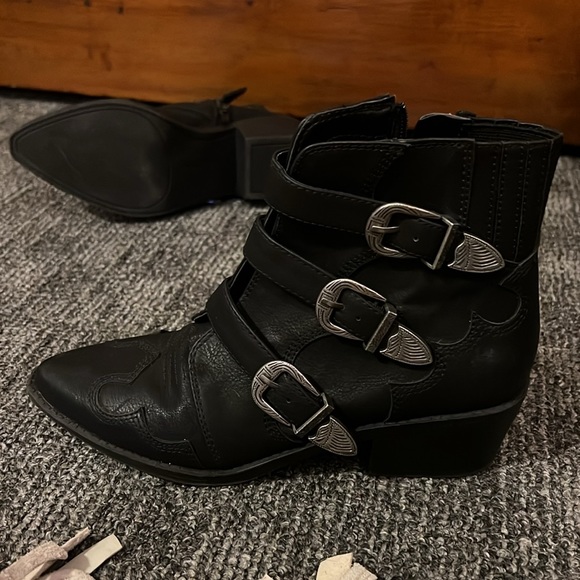 Indigo rd. Boots - Picture 3 of 6